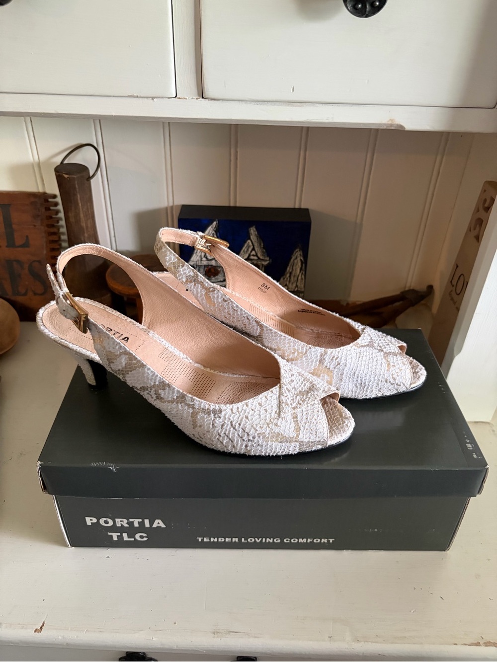 Women’s Cream Textured Slingback Peep-Toe Heels